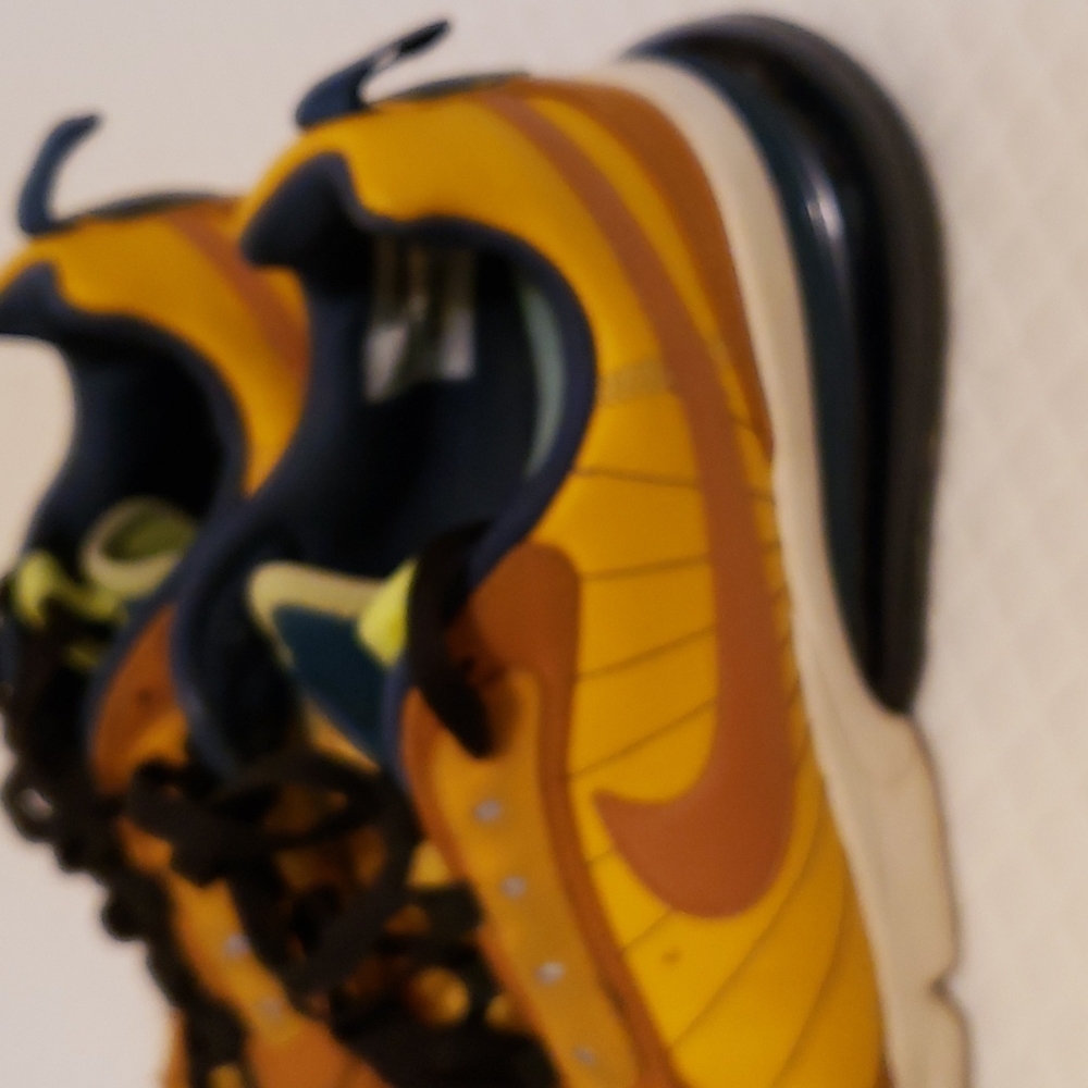YELLOW Nike sneakers